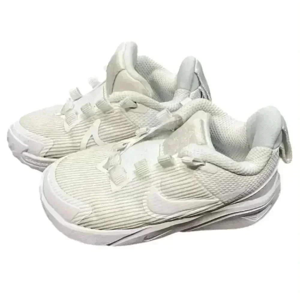 Nike Star Runner Baby Sneakers Size 5.5 White Used No Laces